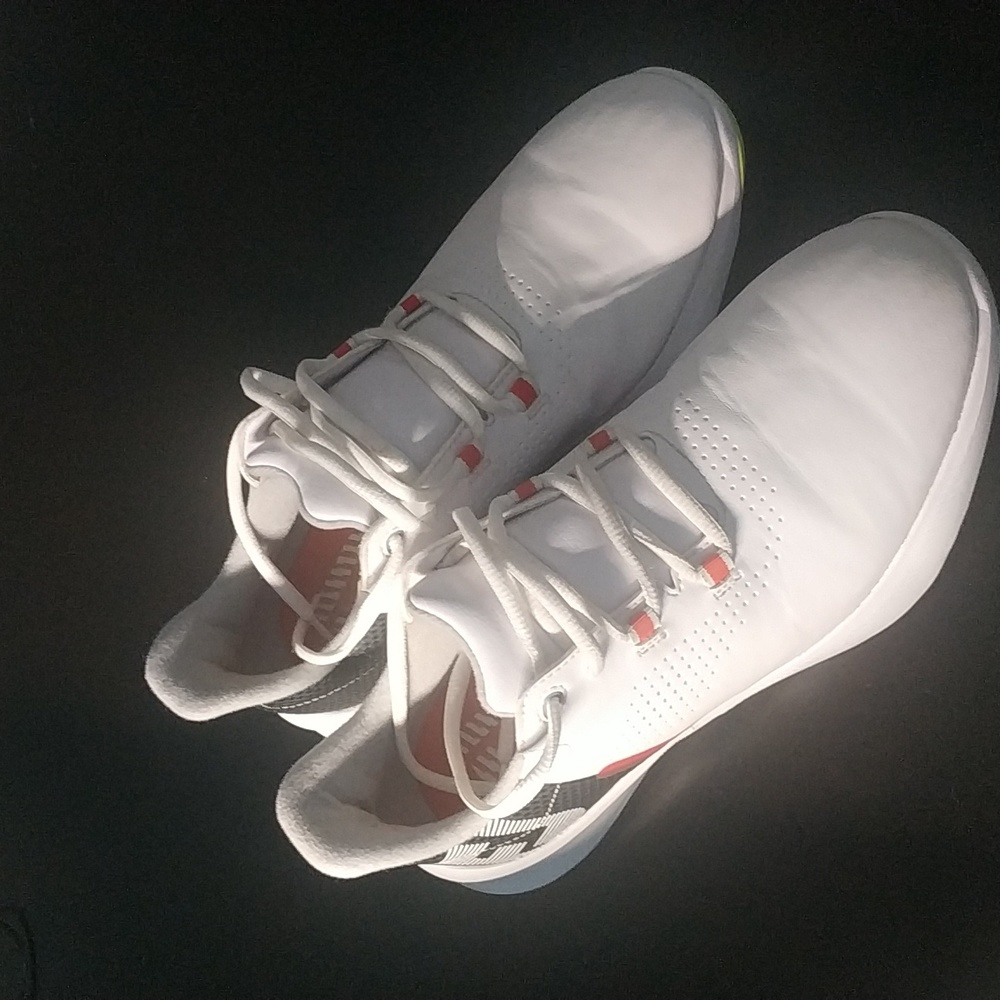 Foot Joy Golf Shoes Size 6 for girls, Size 8 for women